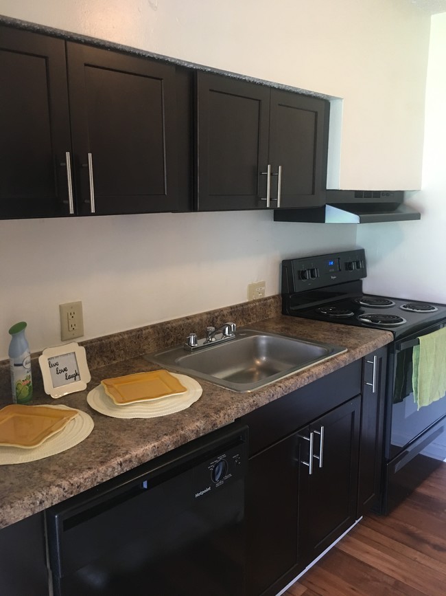 Photo - Audubon Creek Apartments