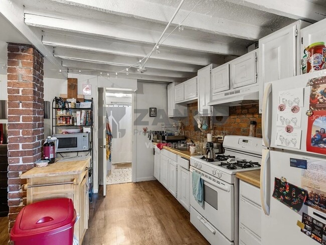 Photo - 35 Bowen St Unit 1A