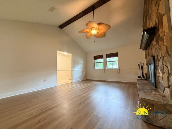 Photo - Stunning 3 Bedroom Home in Valparaiso with In-ground pool!