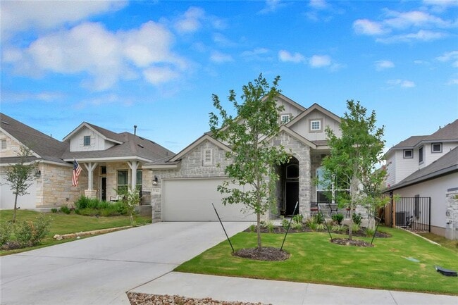 Photo - 563 Saturnia Dr