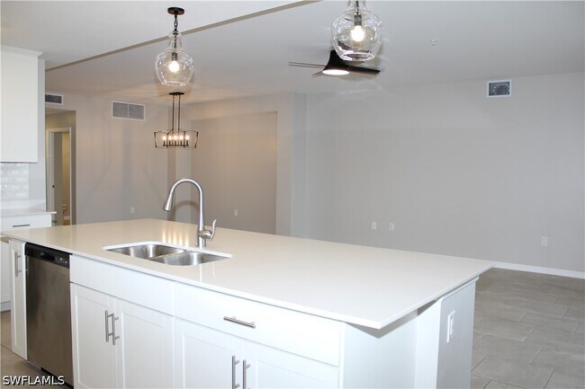 Photo - 5661 Melbourne Ct Unit 8012