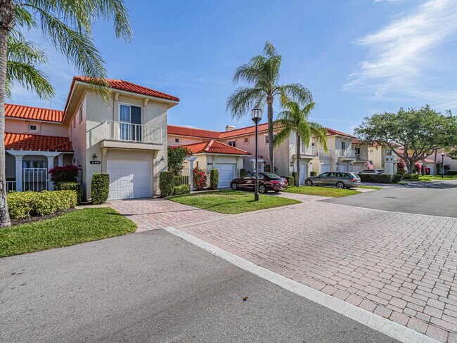 Photo - 1456 St Davids Ln