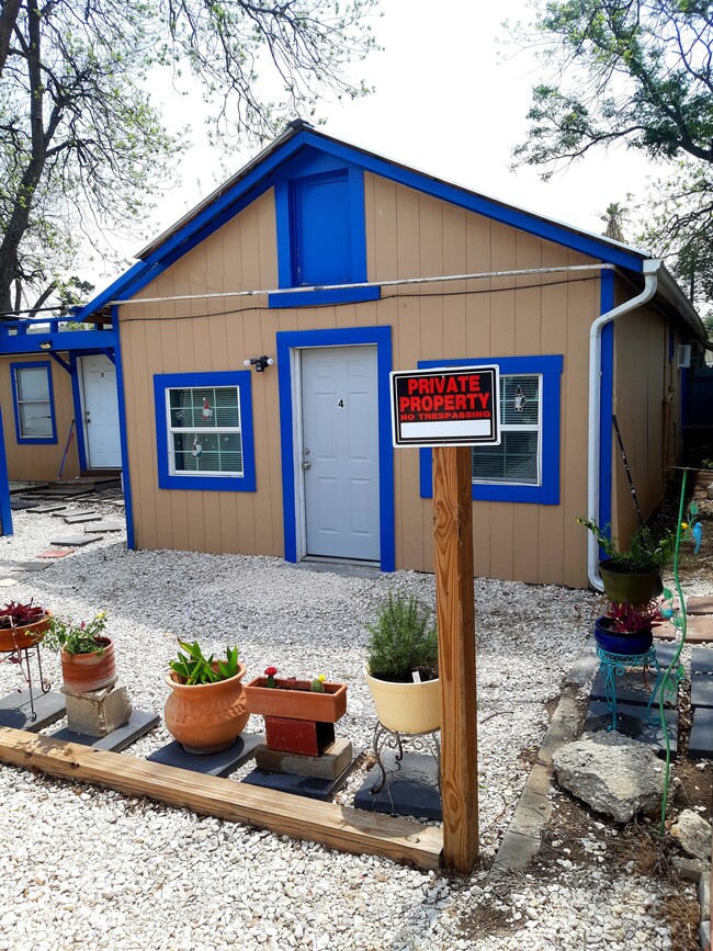 Photo - 130 Glenwood Ct Unidad #4