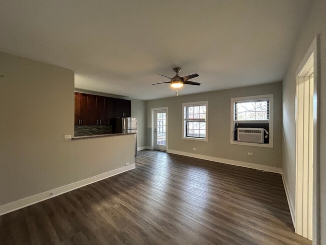 Photo - 730 Judson Ave