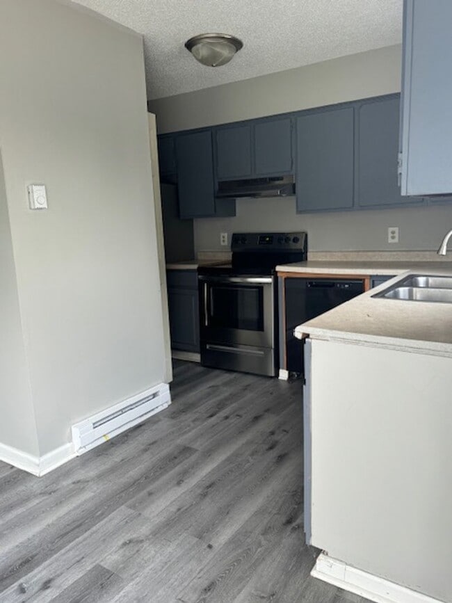 Photo - 6621 Fairfield Ave Unit 6627 Fairfield