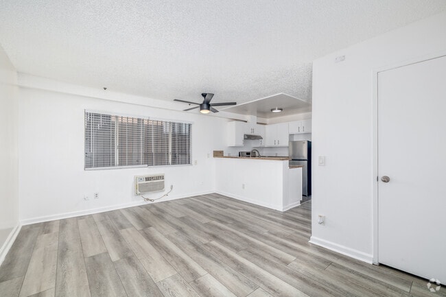 Interior Photo - Electro Apartments - WSP 833 Berendo LLC