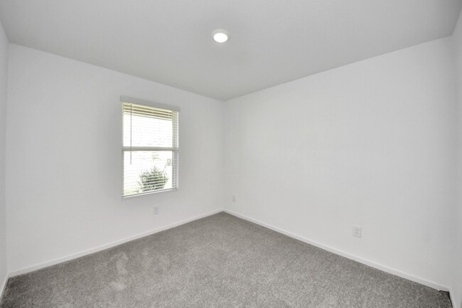 Photo - 213 Nicholas Rd