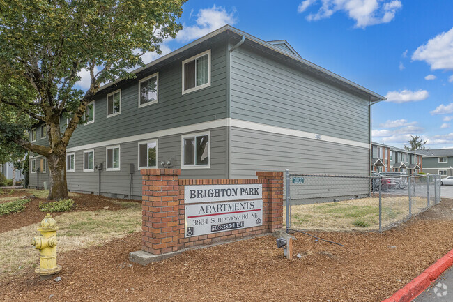 Building Photo - Brighton Park Rental