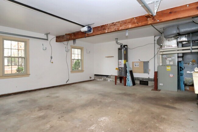 Photo - 227 Aspen Blvd