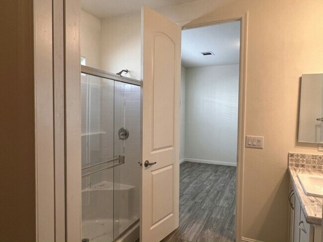 Photo - 2206 S Ellsworth Rd