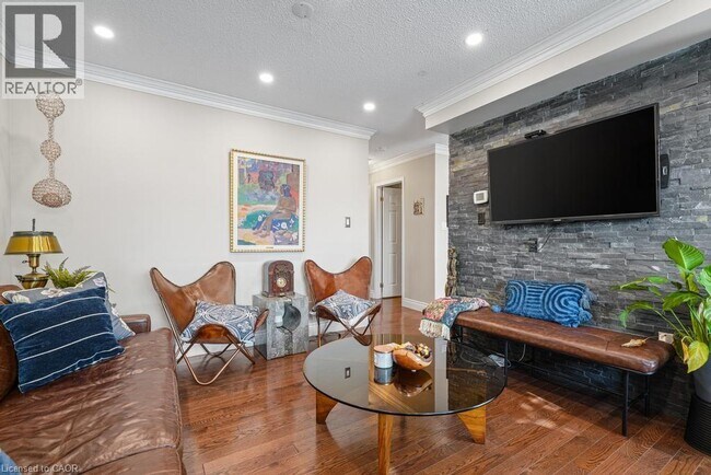 Photo - 104 Frances Ave