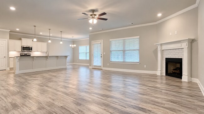Building Photo - 34 Woodbridge Dr