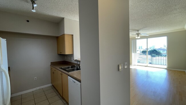 Photo - 616 Clearwater Park Rd Condo Unit 808