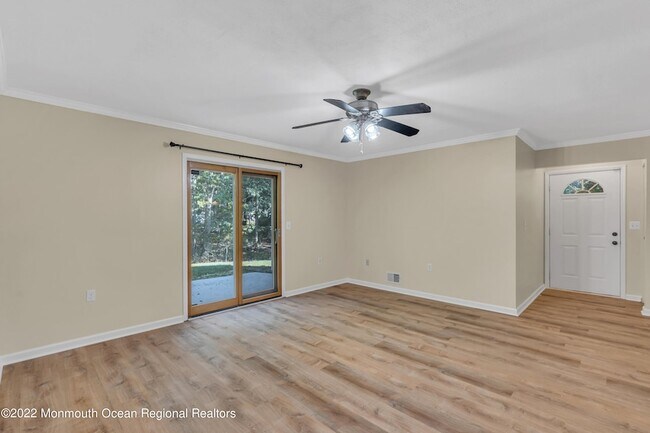 134 Whispering Oaks Way Unit 134