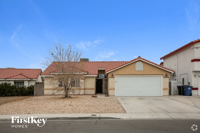 Building Photo - 5820 Meadow Dale Dr Rental