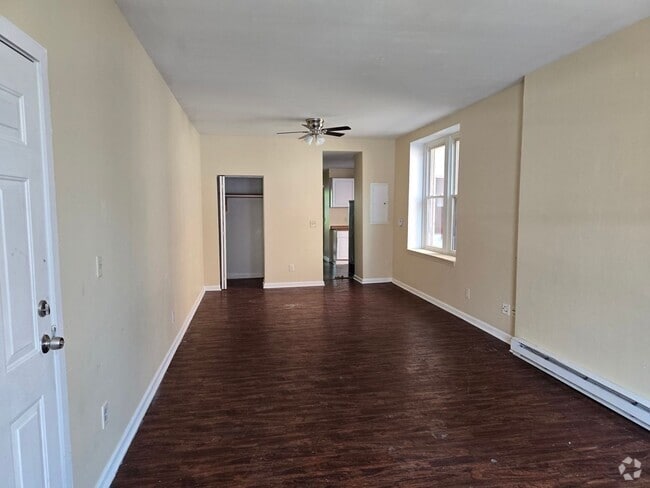 Building Photo - 218 N 6th St Unit 1 Rental