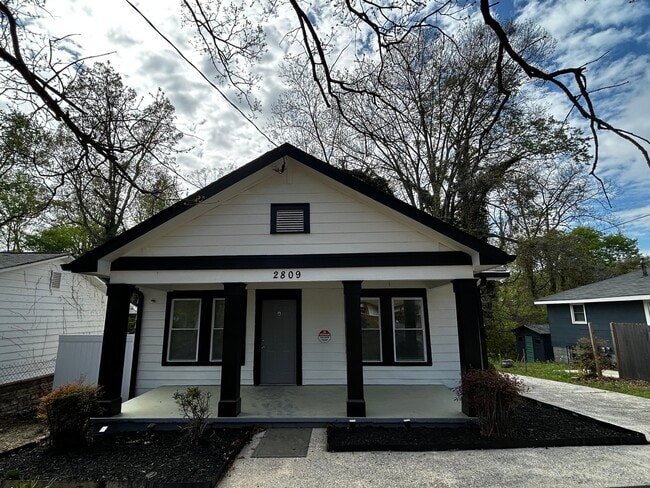 Photo - 2809 7th St SW