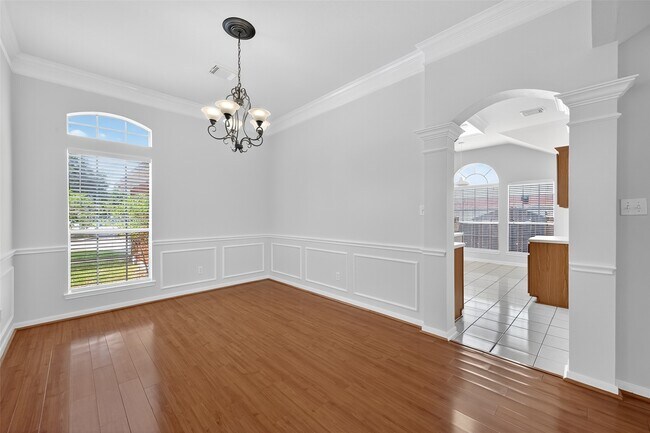 Photo - 1927 Blooming Park Ln