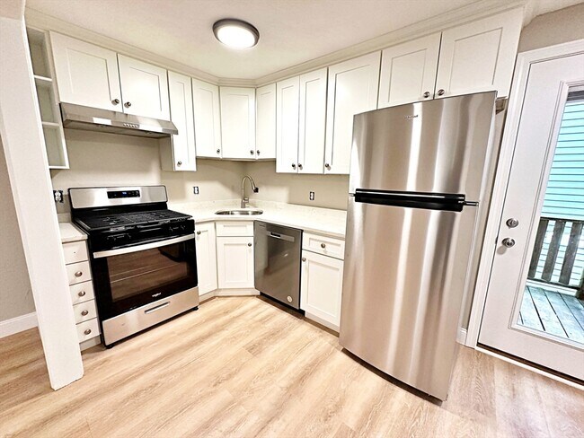 Photo - 89 Cottage St Unit #2