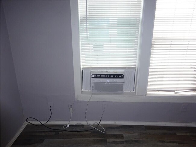 Photo - 3102 Brackenridge St Unidad 1