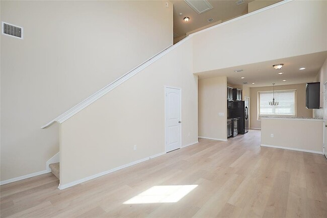 Photo - 516 E Slaughter Ln Unidad 801