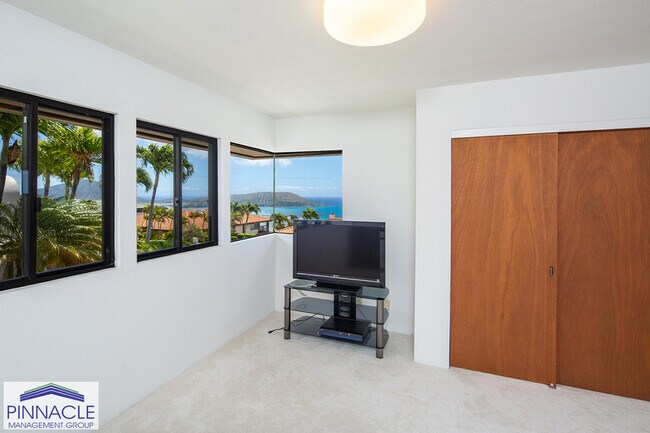 Photo - 154 Maono Pl