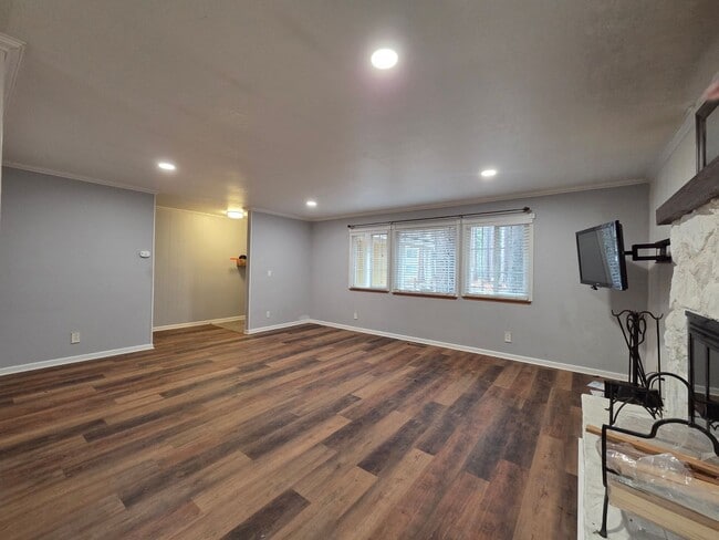 Photo - 1294 Pine Valley Rd