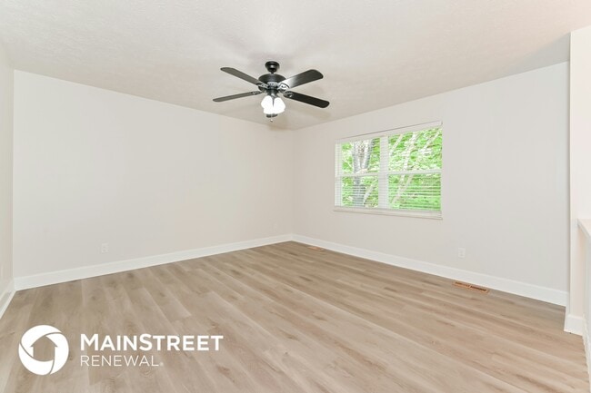 Photo - 720 N Whispering Oak Cir