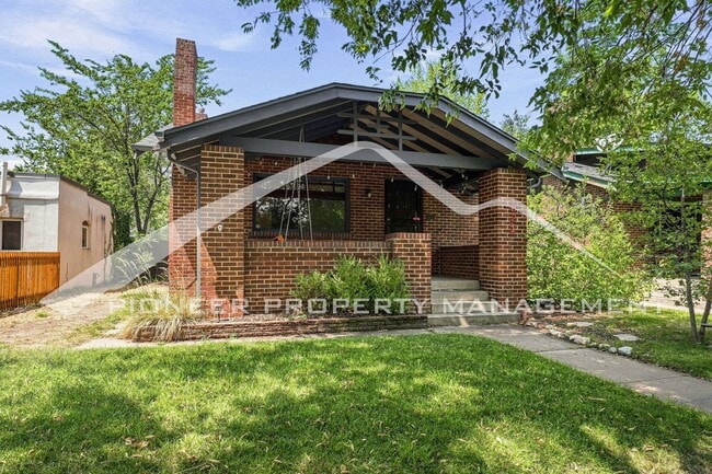 Photo - 821 S Grant St