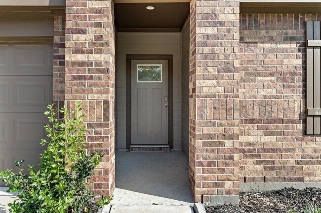 Photo - 6715 Riplee St