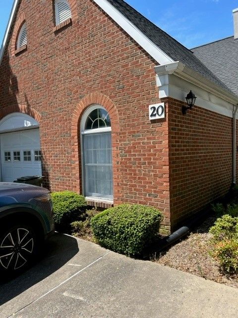 Photo - 20 E Village Rd Condo