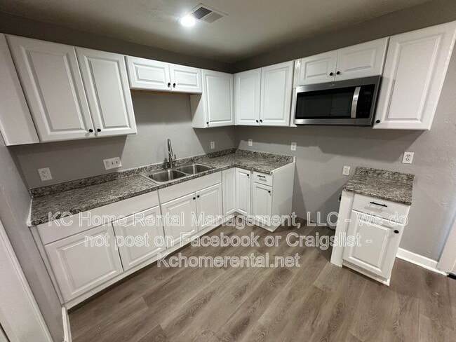 Photo - 8504 Ruskin Way