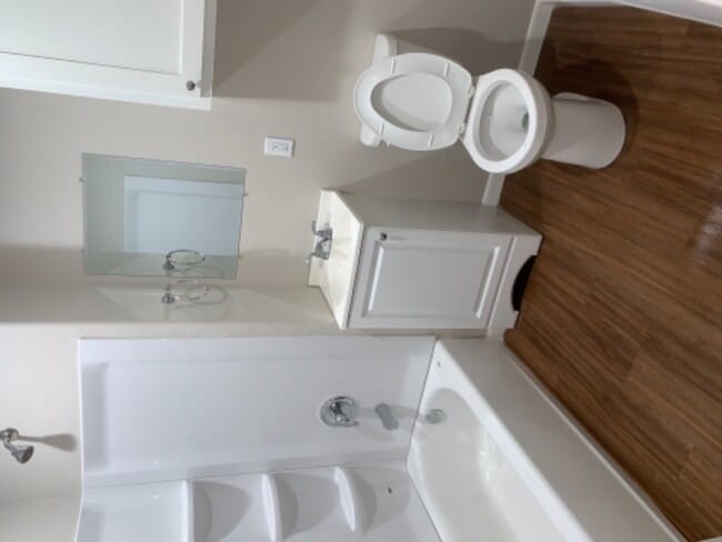 Photo - 906 Magnusson Ave