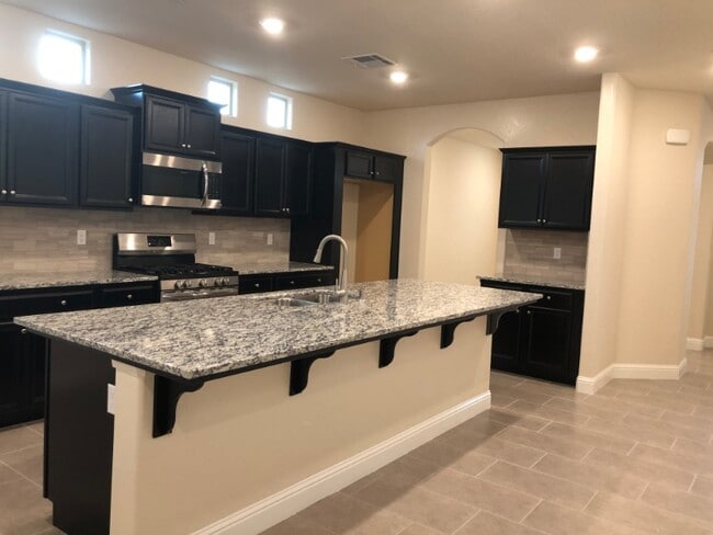 Photo - 2047 W Sunnyview Ave