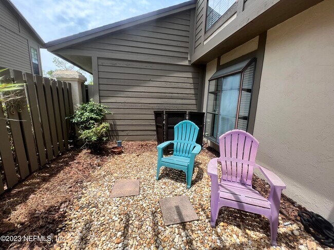 Photo - 108 Cranes Lake Dr