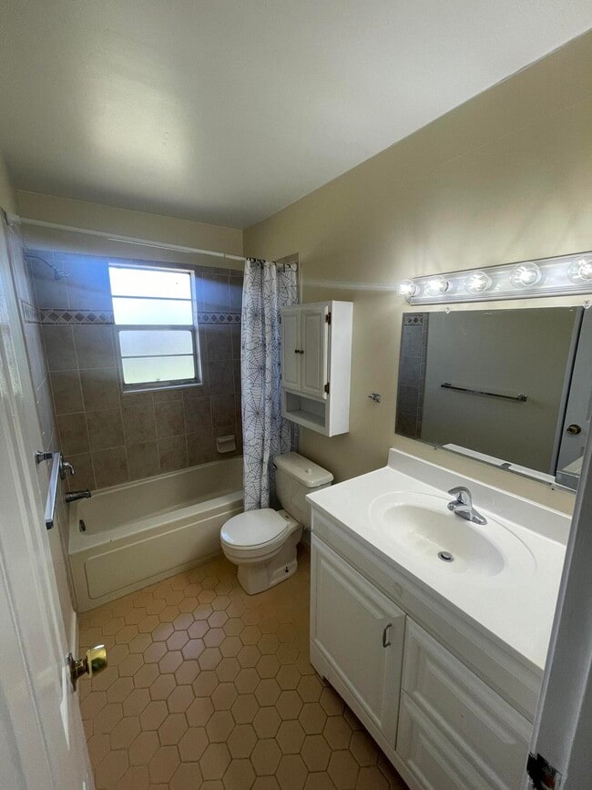 Photo - 1873 SW Morelia Ln
