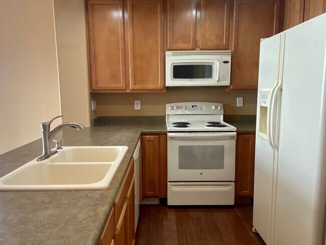 Photo - 2 Bedroom 2 1/2 Bath with Gorgeous Views Casa Adosada