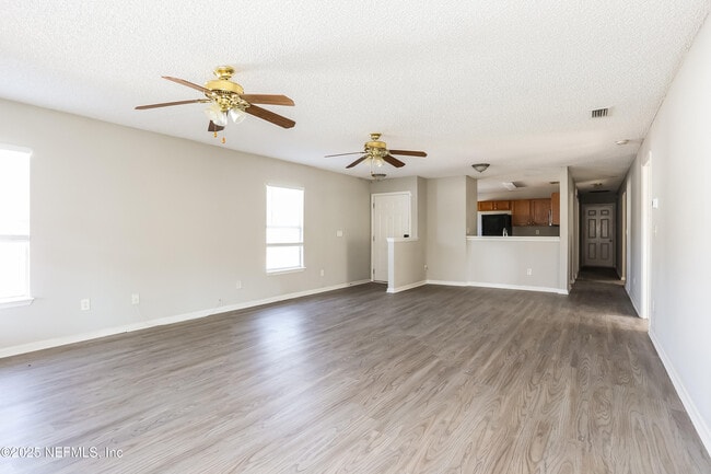 Photo - 7878 Cherry Blossom Dr S