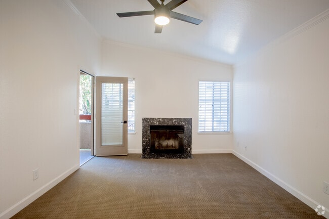 1Br, 1BA - 672SF