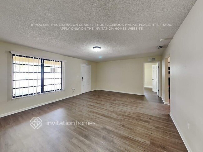 1904 SW 96th Ave