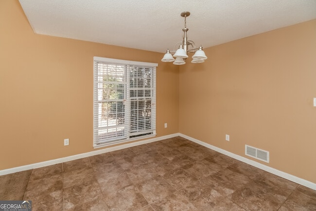 Photo - 1276 Grindenwald Dr