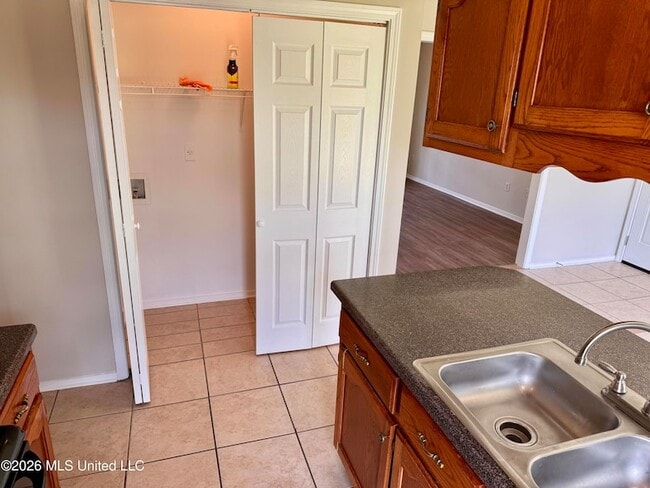 Photo - 10515 Oak Leaf Dr