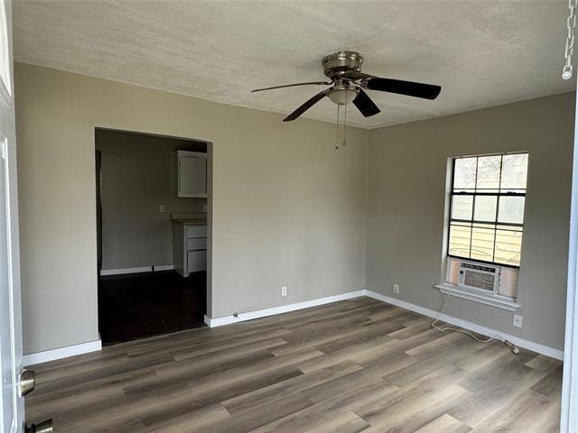 Photo - 1202 E Tarrant St