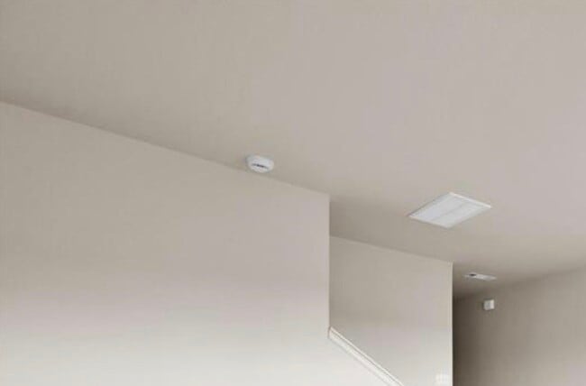 Building Photo - 14882 Calderon Dr