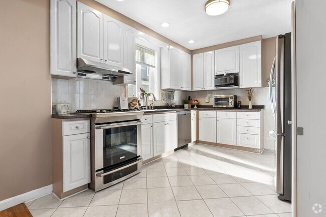 Building Photo - 75-77-77 Lebanon St Unit 2 Rental