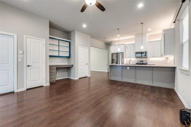 Photo - 2727 Foreman St