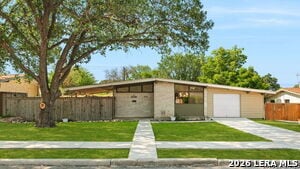 Photo - 214 Southbridge Dr