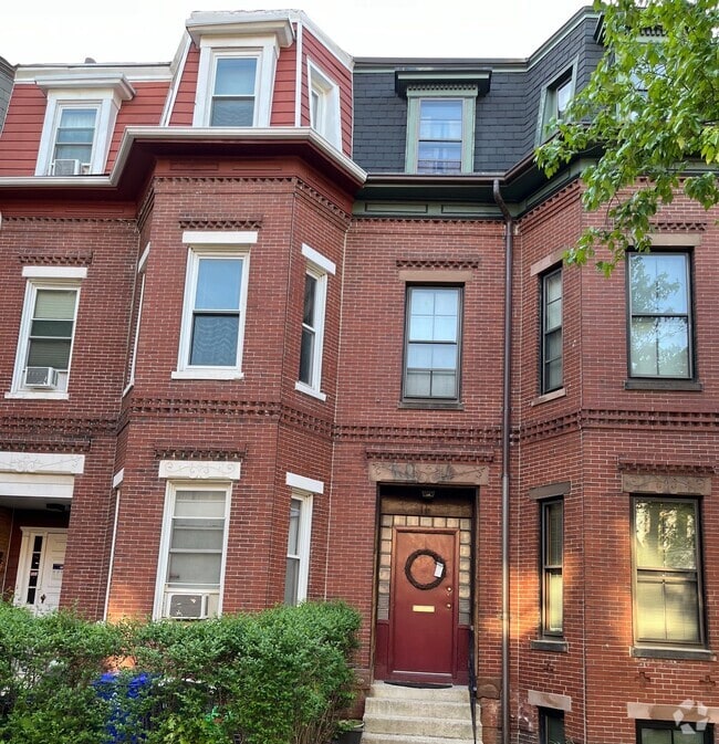 Building Photo - 12 Wigglesworth St Unit 1 Rental