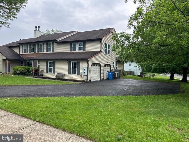 Building Photo - 1783 N Dove Rd Rental