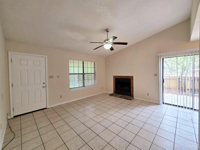 Photo - 1440 N 61st Ave